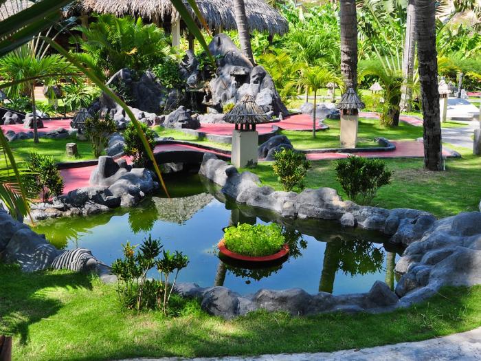 Вьетнам Фантьет Tropical Minigolf