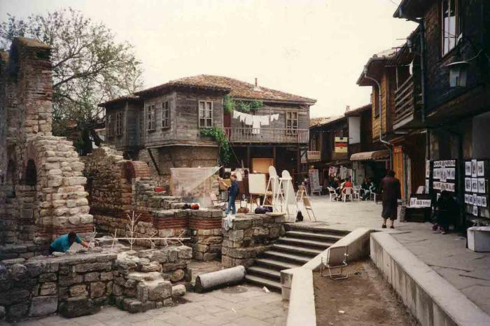 Болгария, Старинная улочка в Несебыре